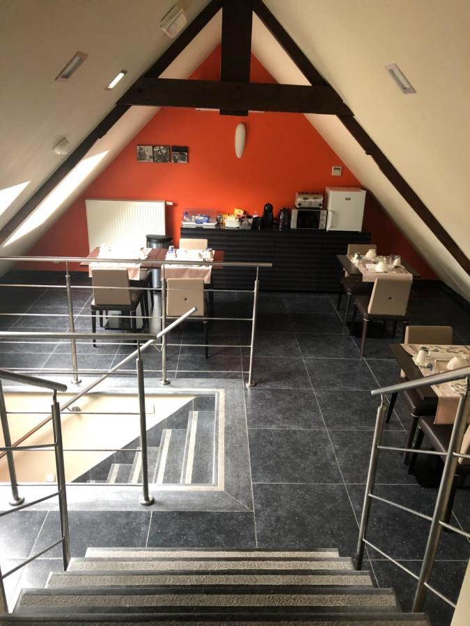 La Table D'Auguste Hotel Dour Kültér fotó